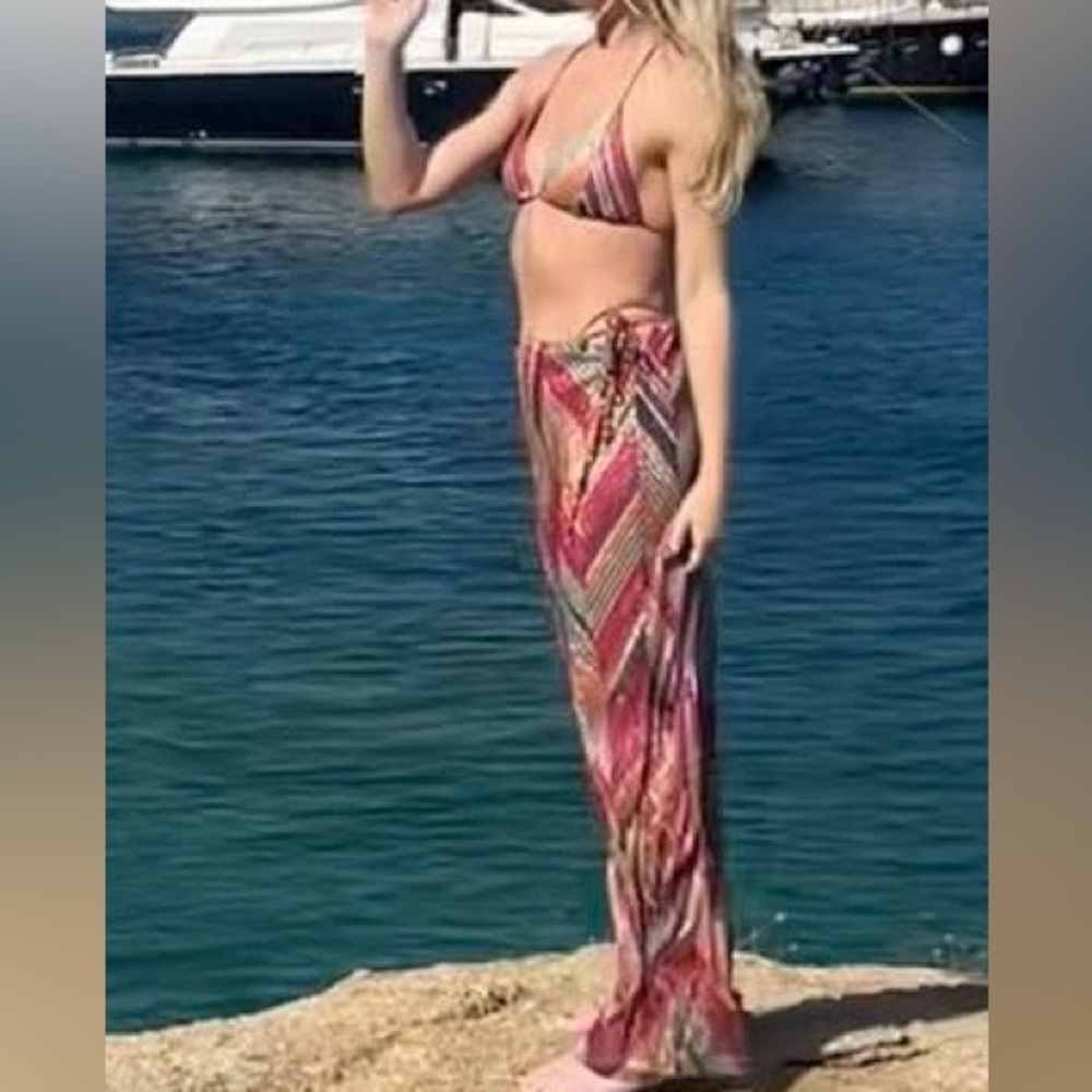 Devon Windsor set. ONLY WORN ONCE! - Picture 2 of 4